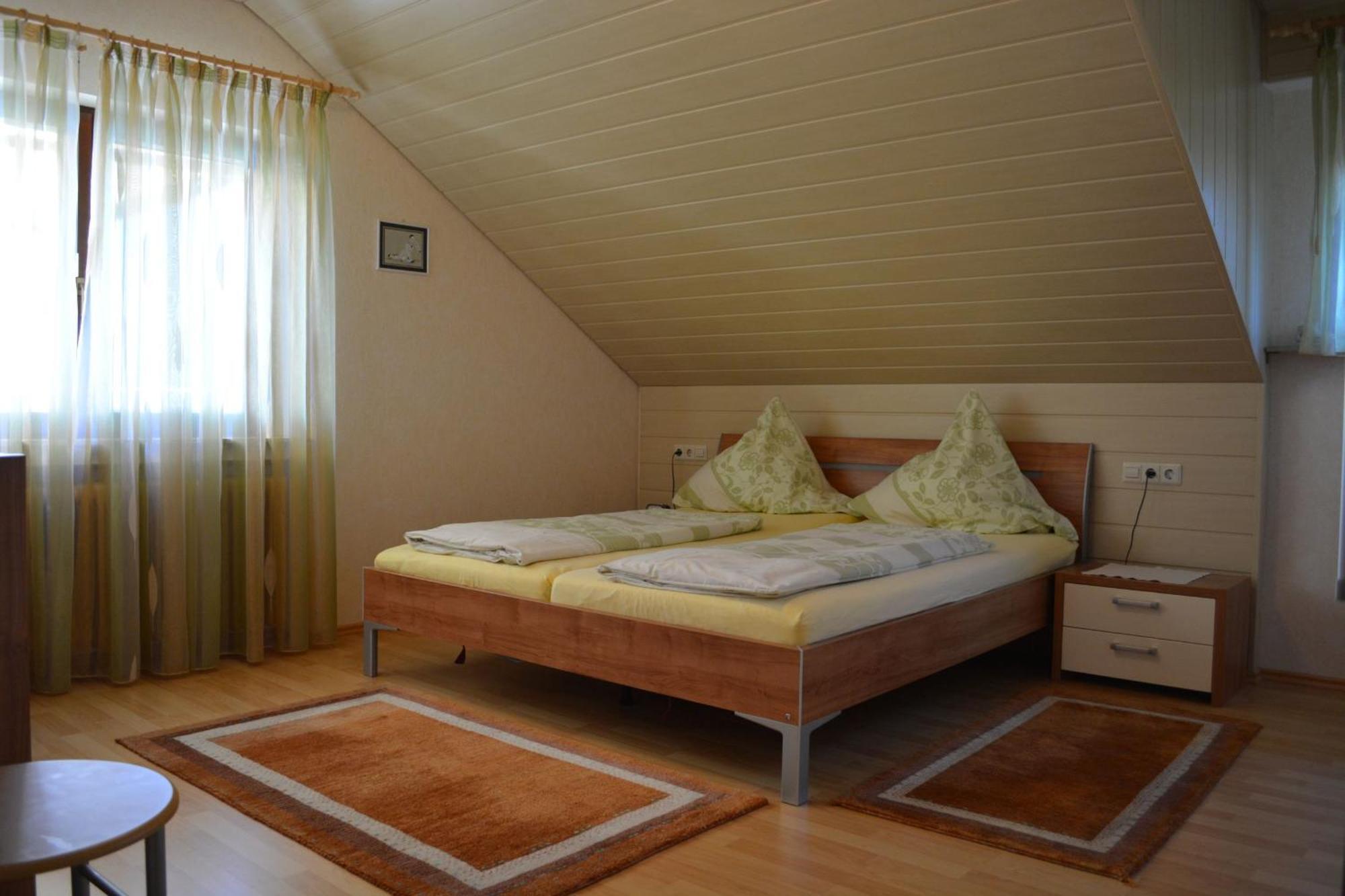 אימנשטאדט אם בודנזה Ferienwohnung Plocher מראה חיצוני תמונה